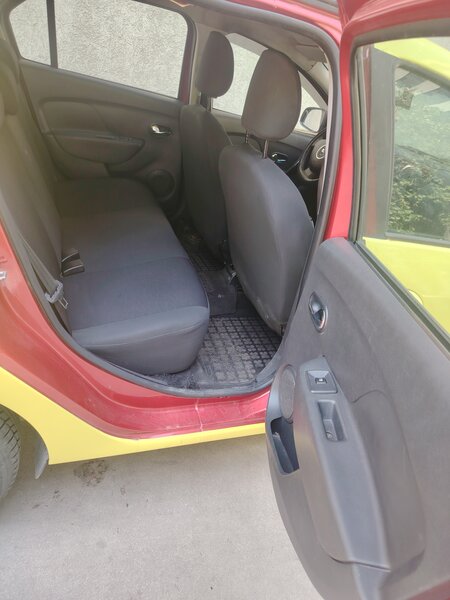 Dacia Logan